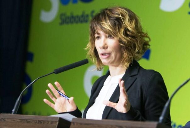 Botrány: Az SaS felszólította a kulturális minisztert, hogy menessze Molnár Norbertet, a Kisebbségi Kulturális Alap vezetőjét