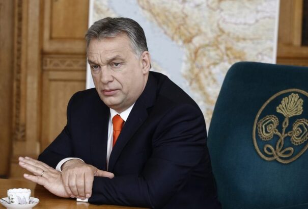 Orbán Viktor: Mindkét szavazatot a Fideszre
