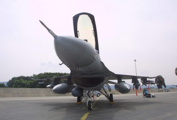 Az USA 46 milliót adna Szlovákiának a légibázisok modernizálására. De mit kérnek cserébe?