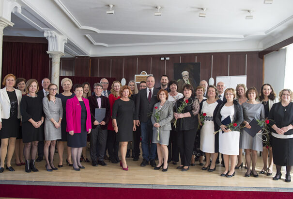 Mi a gond a magyar középiskolai tanárokkal Pozsony megyében?