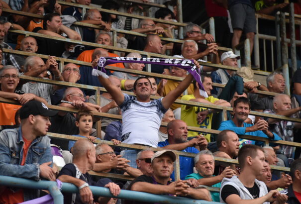 Párhuzamos univerzum? Bugár szerint nincs foci Komáromban