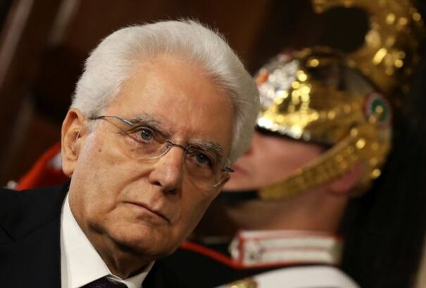 Drámai fordulat Olaszországban: Az olasz államfő meglépte azt, amit Kiska nem mert