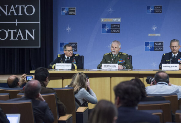 NATO katonai bizottság elnöke: Oroszország elégedetlen a világ mai elrendezésével