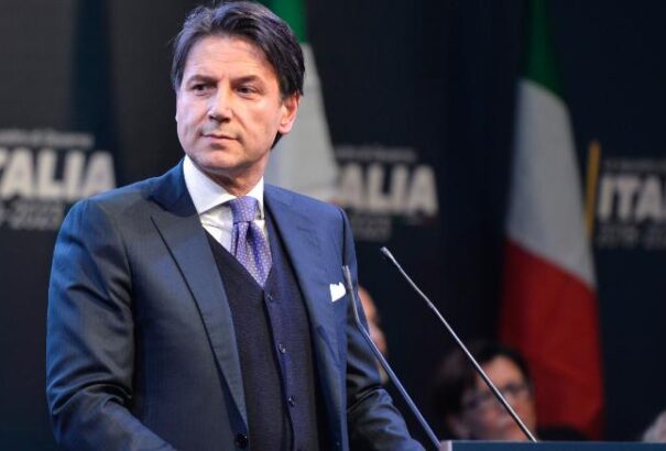 Újabb kísérletet tesz a kormányalakításra az Öt Csillag és a Liga