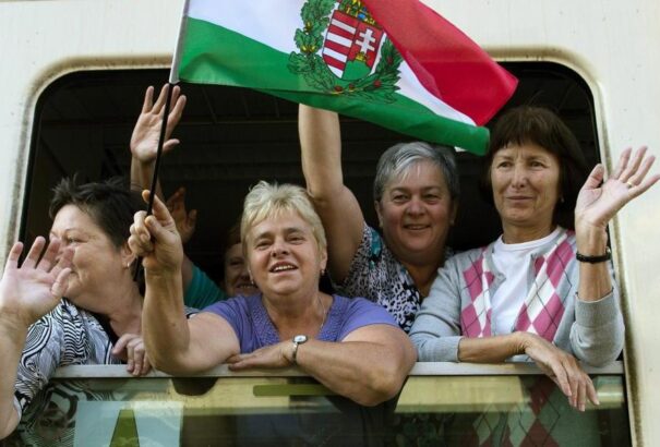 Jövő héten indulnak a zarándokvonatok a csíksomlyói búcsúba