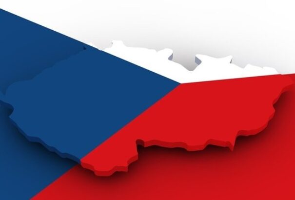 Felmérés: A csehek szerint a társadalom három részre szakadt