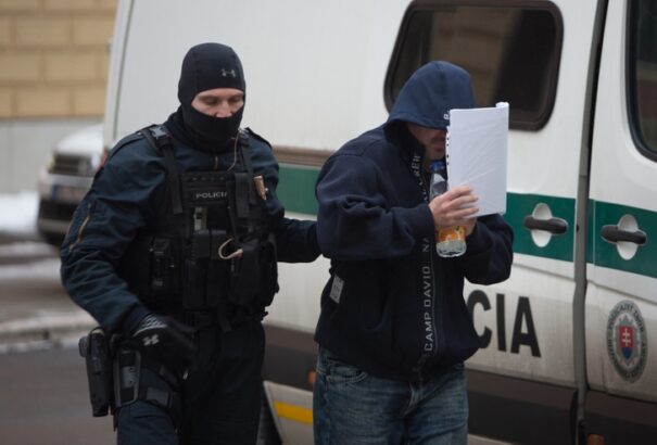 A NAKA nyugat-szlovákiai razziáján a Slovenská pospolitosť vezetőjét is őrizetbe vették