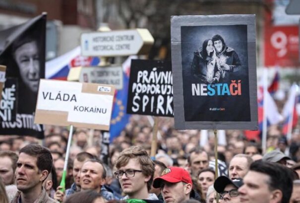 Pénteken ismét tüntetni fognak a Tisztességes Szlovákiáért