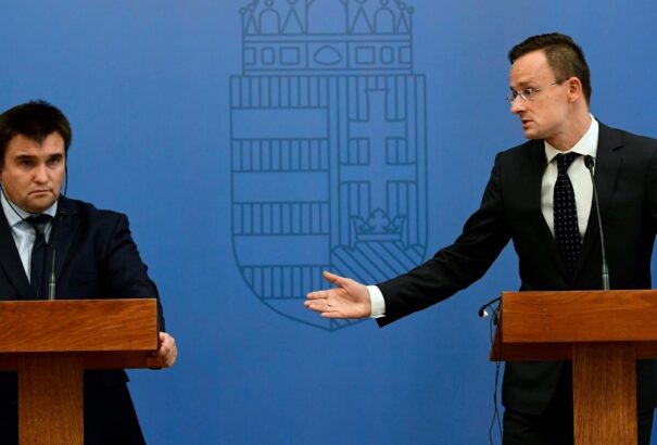 Ukrán oktatási törvény – Szijjártó: úgy tűnik, Brüsszelnek a migránsok fontosabbak a kárpátaljai magyaroknál