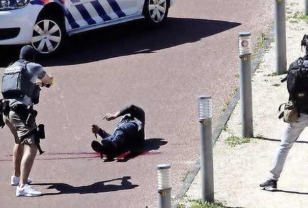 A holland rendőrség szerint „mentálisan sérült volt” az Allahu akhbart kiáltó elkövető