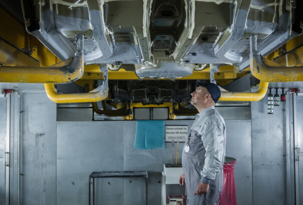 Visszanyal a fagyi: A hazai kis- és középvállalkozások elhanyagolása miatt munkahelyek kerülhetnek veszélybe