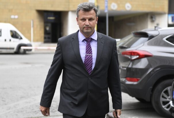 Špirkot bűnösnek találták, de nem büntetik meg