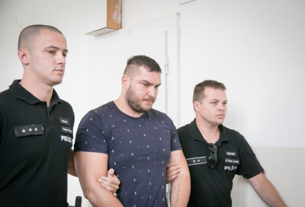 A bíró fogságba helyezte a Fülöp-szigeteki férfi dunaszerdahelyi támadóját