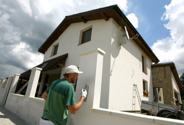 Júliusban értesítik a vállalkozókat a járulékok új nagyságáról