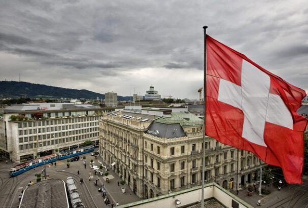 Népszavazás Svájcban: Megreguláznák a bankokat, hogy ne okozhassanak több gazdasági válságot