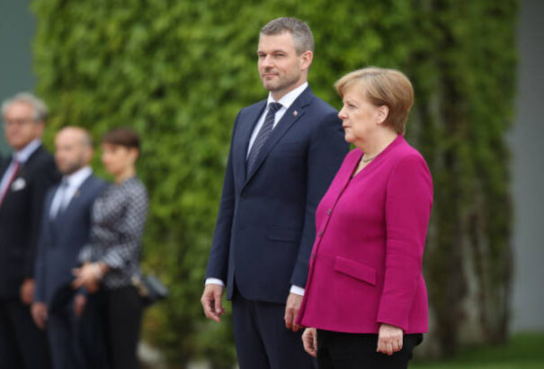 Hatalmi mátrix: Pellegrini a „régi Európa” elkötelezett híveinek csapatát erősíti