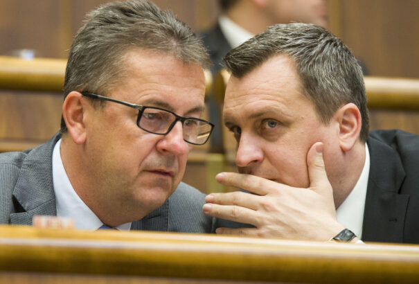 Tavaly ezek a szlovákiai politikusok keresték a legtöbb pénzt