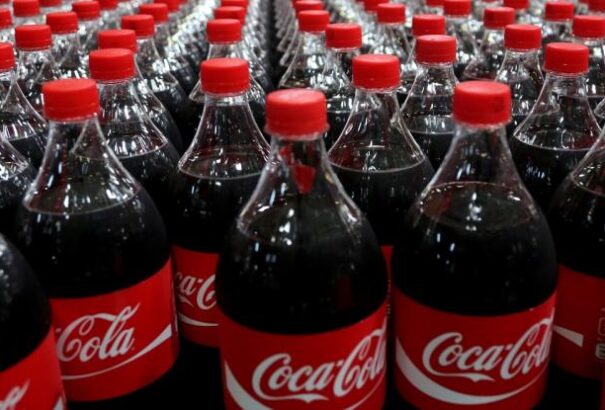 Leállt a Coca-Cola termelése: Európa kifogyott a buborékból