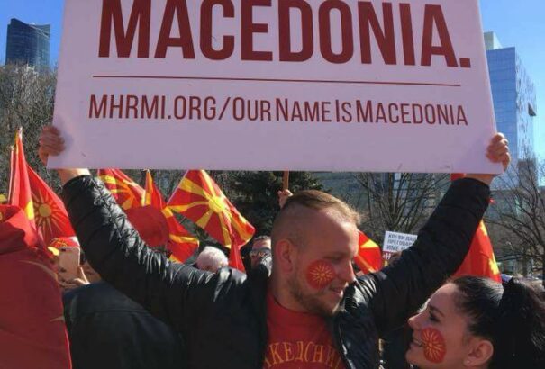 Másfélezren tüntettek Macedóniában az ország névváltoztatása ellen
