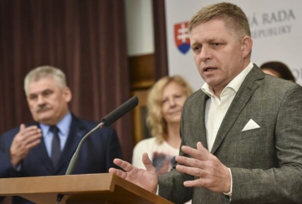 Fico: Az államfőjelöltek mondjanak le az adótitokhoz való jogukról. Az ország élén nem állhat egy adócsaló