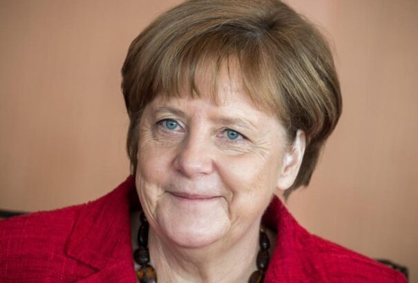 Soros után szabadon: Merkel is „Marshall-tervet” dolgozna ki Afrikának