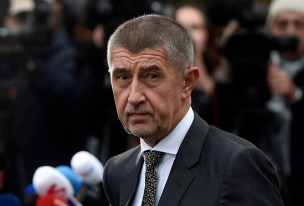 A cseh titkosszolgálatok jogköreinek kibővítését javasolja a Babiš-kormány