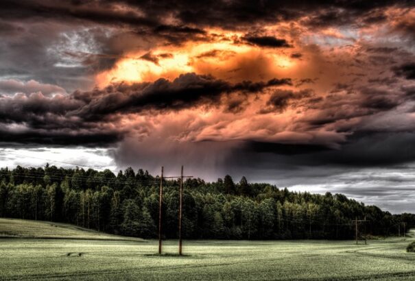 Újabb viharokra van kilátás, de marad a nyári meleg