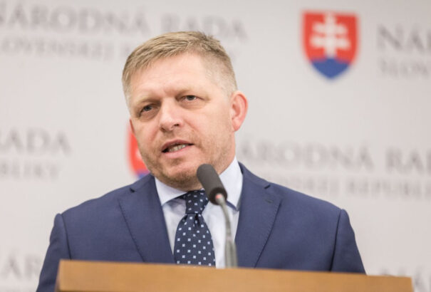 Fico újra győzelemre vezetné a Smert, szerinte Pellegrini a párt elnökségének alárendeltje