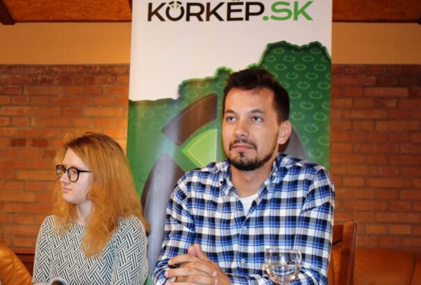 Zászlót bont a Slušné Slovensko az önkormányzati választások előtt –konkrét, tisztességes polgármester-jelölteket támogat