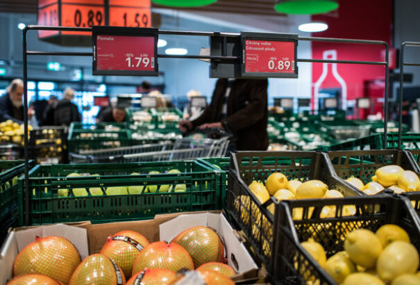 Nem éppen szokványos akcióval próbálja magához csábítani a vásárlókat a Kaufland