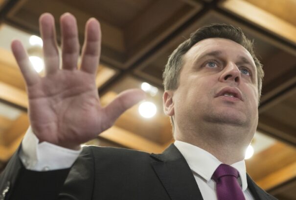 Andrej Danko hadat üzent az ĽSNS-nek