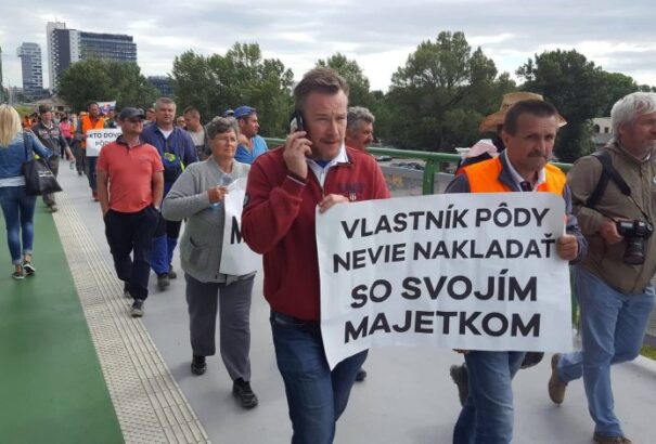 Kiforgatott törvények, „ellopott” földek, korrupció – Miről szól a mezőgazdaság problémája? – 2. rész