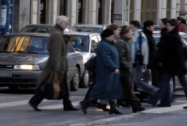 Abszolút előny a gyalogosoknak? Teljes lehet a káosz az új közlekedési törvénymódosítás miatt