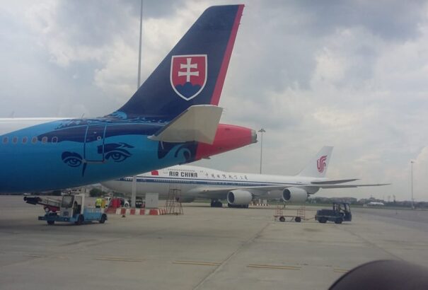 Becsődölt az utazási iroda, kormánygépekkel hozzák haza a turistákat Albániából