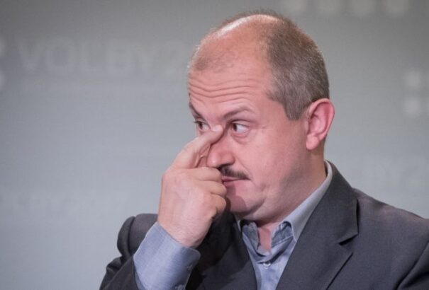 Újabb képviselőjétől válik meg az ĽSNS