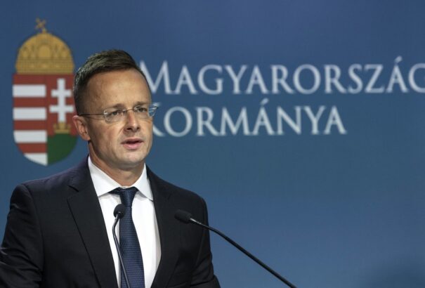 Szijjártó: Magyarország kilép az ENSZ globális migrációs csomag elfogadási folyamatából