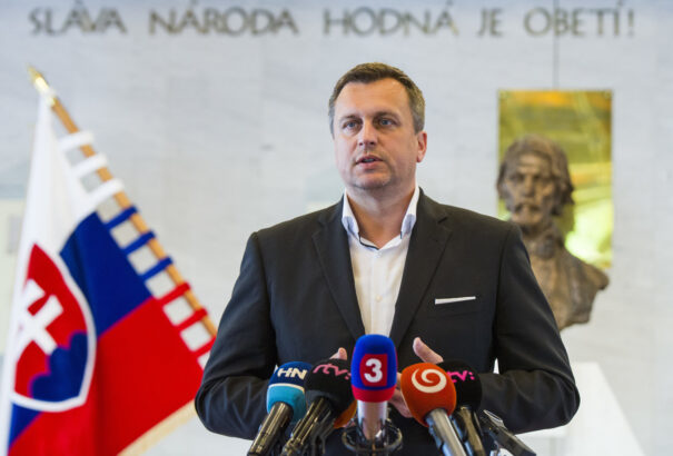 Danko kereste tavaly a legtöbbet a parlamenti pártok elnökei közül