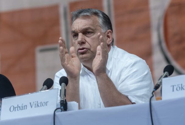 Orbán Tusványoson: Véget ért a száz év magyar magány korszaka