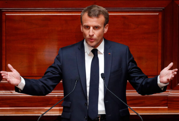 Macron a progresszív és a nacionalista erők harcáról beszélt hivatali idejének első évét értékelő beszédében