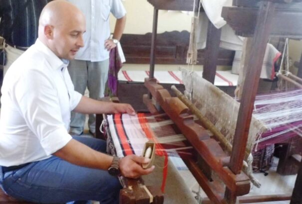 Anyagi csődbe viszi Menyhárt József az MKP-t?