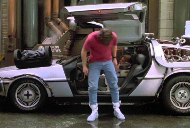 Csaknem százezer dollárért kelt el a Vissza a jövőbe-folytatás önbefűzős cipője