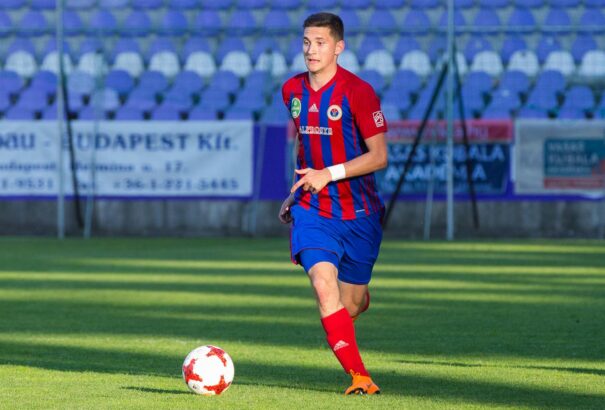 Magyar válogatott középpályást igazolt a DAC