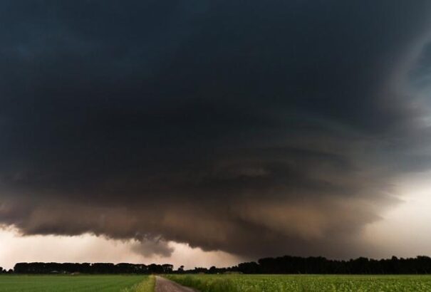 Jégesőre figyelmeztetnek a meteorológusok