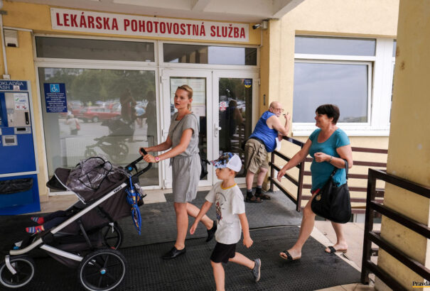 Kész káosz: Nagykürtösről 70 kilométert kell utazni a legközelebbi gyermekügyeletre. Losoncon felnőtt ügyelet sincs