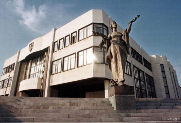 Őry Péter: A kormány különgépe nem a „Kali” különgépe…