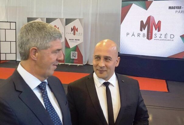 A Körkép.sk megkérdezi olvasóit: Menyhárt együttműködne Bugárral. Jó ötlet?