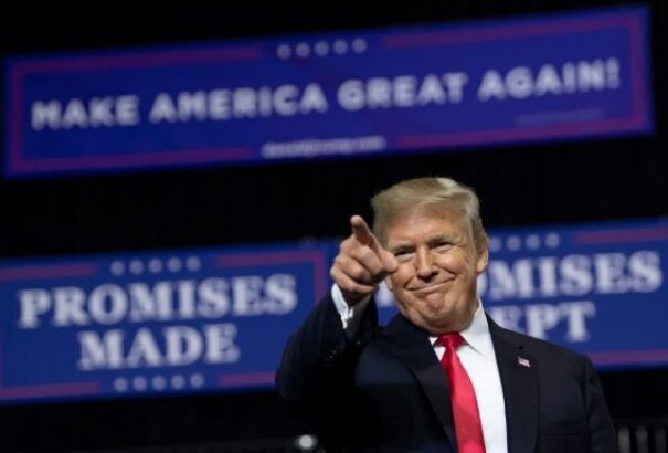 Trump 10-ről 25 százalékra növelné a kínai importárukra kivetendő védővámot