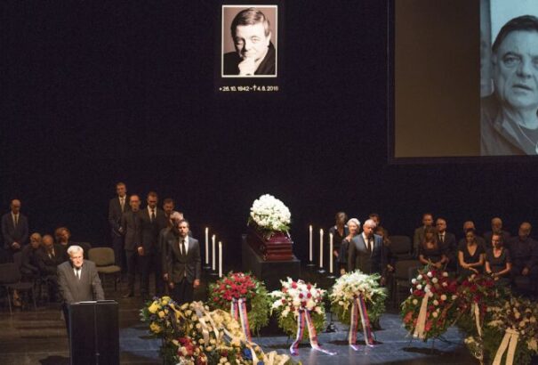 A kulturális miniszter nem vett részt Stano Dančiak búcsúztatóján