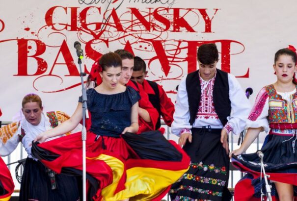 Programajánló a Pozsonyi járásból: honismereti séta, stomfai búcsú, Cigány Basavel