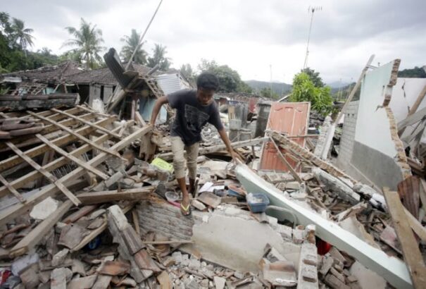 Újabb erős földrengés rázta meg Lombok szigetét
